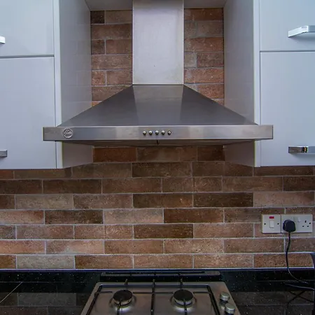 Metin Apartment *