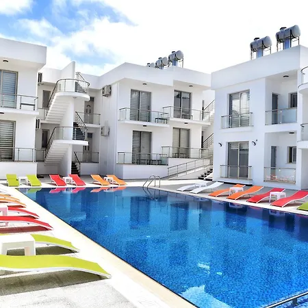 Metin * Kyrenia (Northern Cyprus)