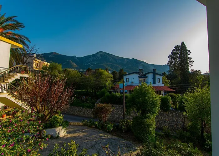 アパート Metin キレニア