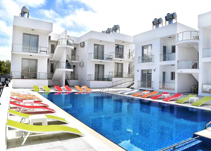 Metin * Kyrenia (Northern Cyprus)